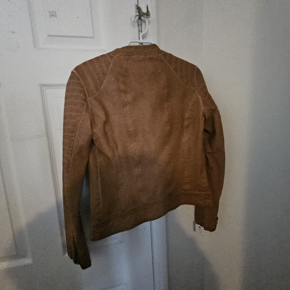 leather jacket - Picture 4 of 5